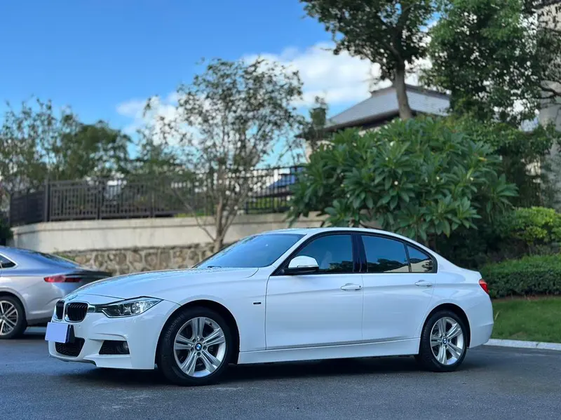 BMW 3-Series, 2015