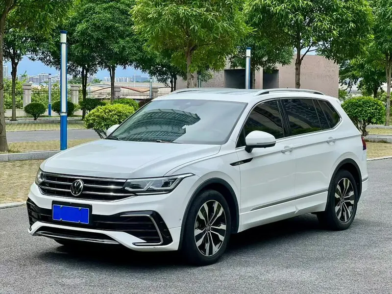 Volkswagen Tiguan L 330TSI Auto 2WD R-Line Flagship Edition, 2022 — фото 1