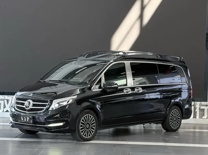 Mercedes-Benz V-Class V 260 L Premium Extended Edition CN5, 2018 — фото 1