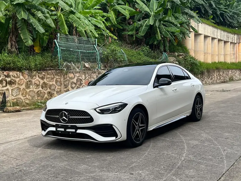 Mercedes-Benz C-Class, 2024