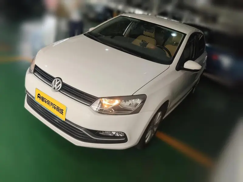 Volkswagen Polo 1.6L Auto Comfort Edition, 2014 — фото 1