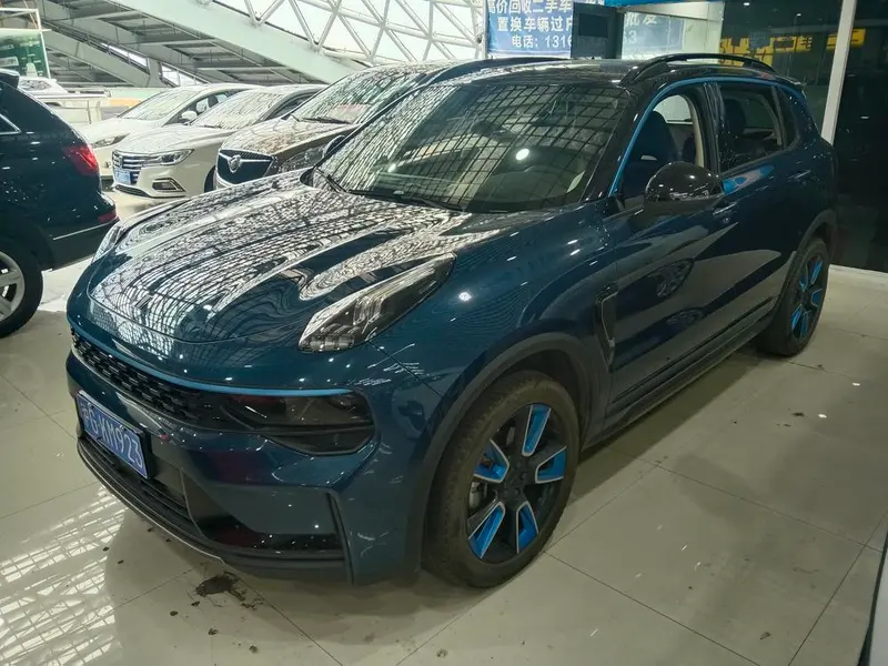 Lynk & Co 01 2.0TD 2WD Version Pro, 2021 — фото 1