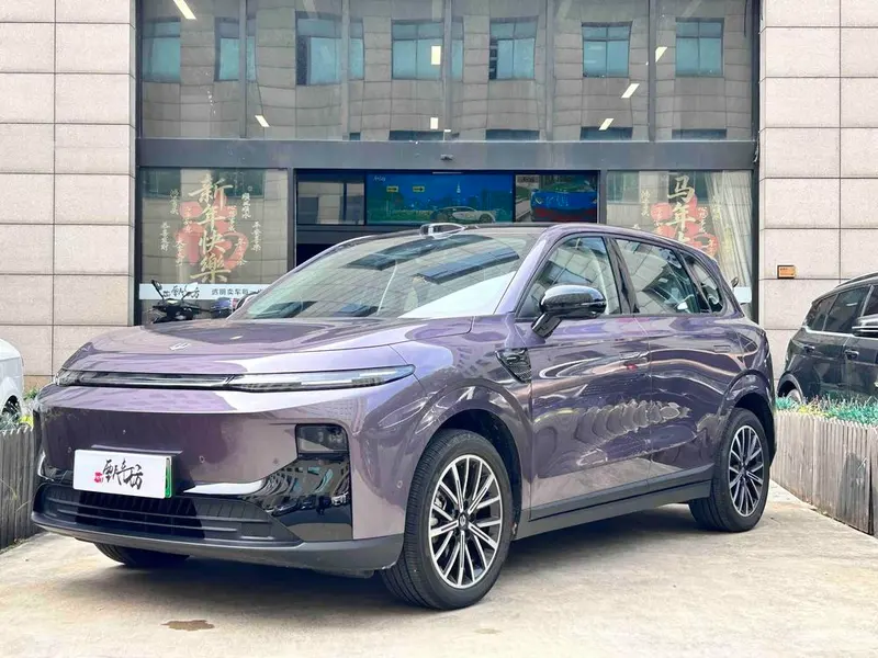 Leapmotor B10 510 Lidar Edition, 2025 — фото 1