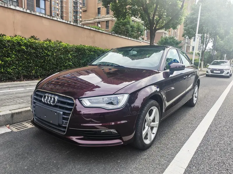 Audi A3 Limousine 35 TFSI Auto Version, 2014 — фото 1