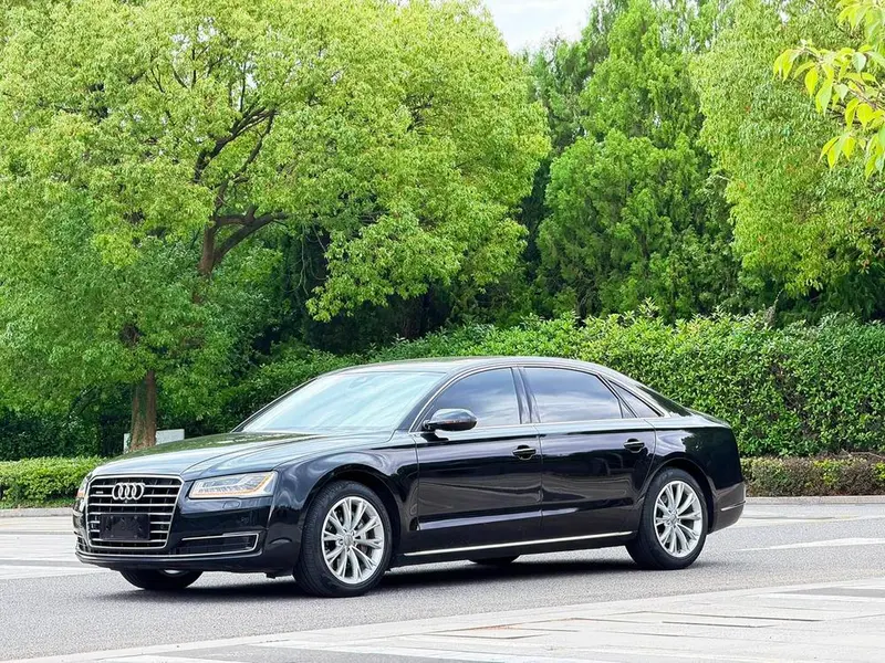 Audi A8 A8L 45 TFSI quattro Luxury Version, 2017 — фото 1