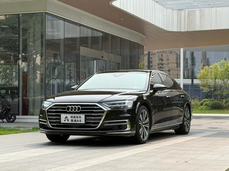 Audi A8 Plus A8L 55 TFSI quattro Люкс, 2019 — фото 1