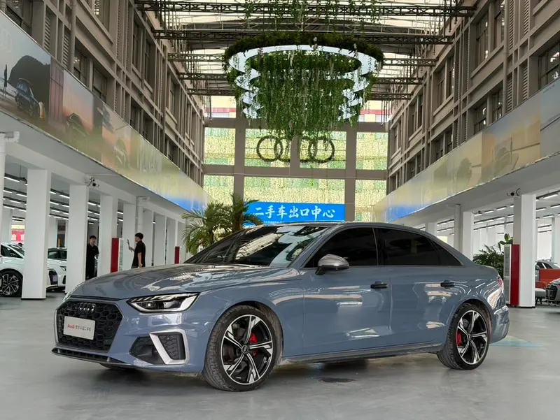 Audi A4L 40 TFSI quattro RS Version, 2022 — фото 1