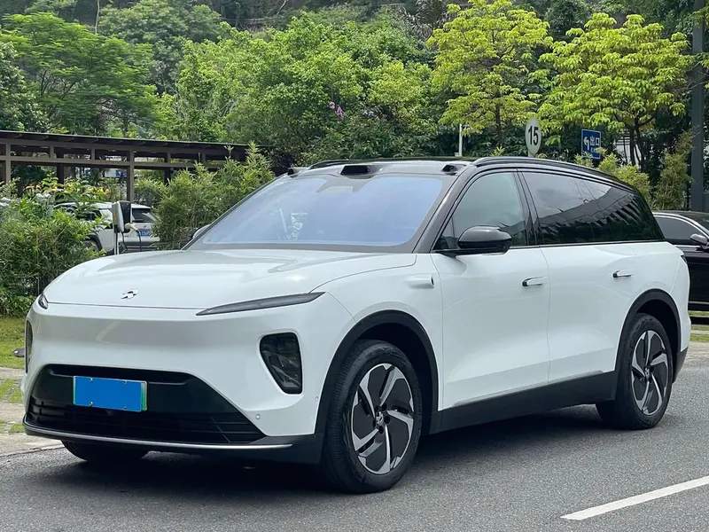 NIO ES8, 2023