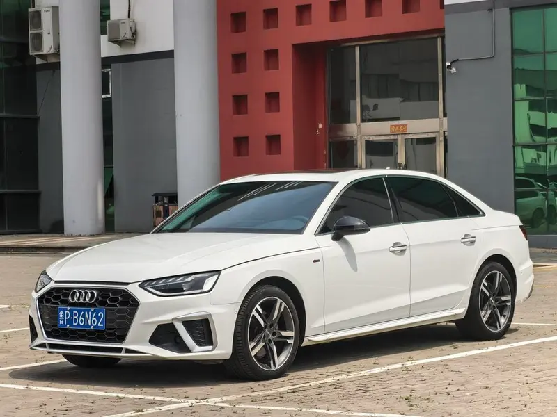 Audi A4L 40 TFSI Luxury Version, 2020 — фото 1