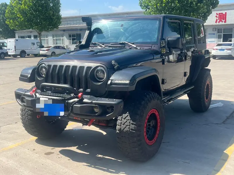 Jeep Wrangler 3.6L Sahara Edition, 2012 — фото 1