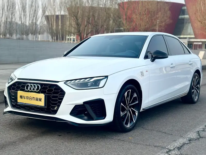 Audi A4L 40 TFSI Luxury Version, 2023 — фото 1