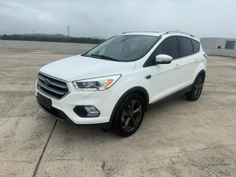 Ford Kuga, 2019