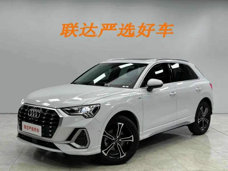 Audi Q3, 2022