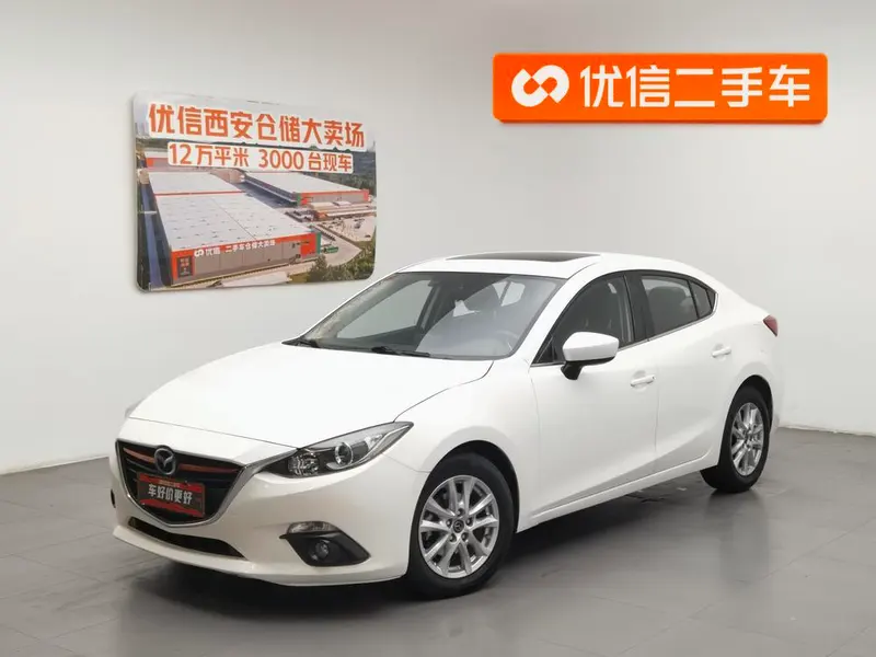 Mazda 3 Axela, 2016