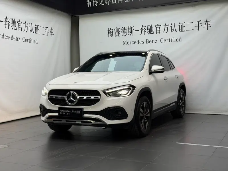 Mercedes-Benz GLA GLA 200, 2022 — фото 1