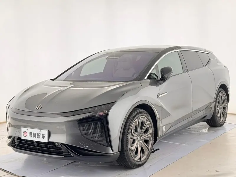 HiPhi X, 2021