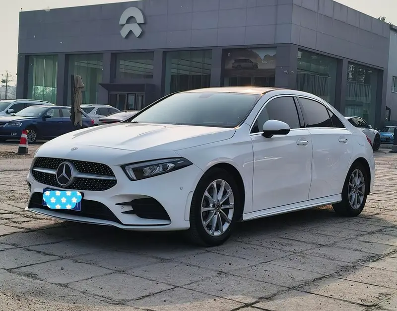 Mercedes-Benz A-Class Facelift A 200 L Sport Version, 2020 — фото 1