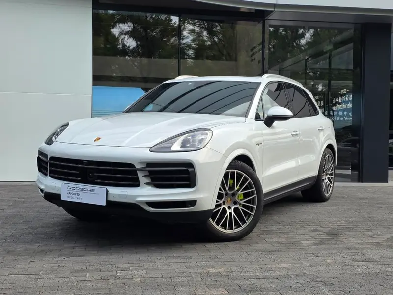 Porsche Cayenne E-Hybrid, 2023