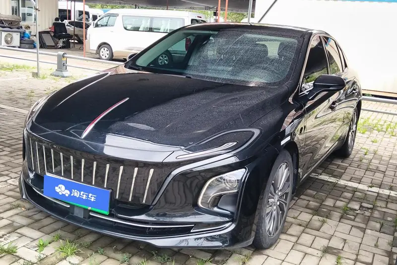 Hongqi E-QM5, 2023