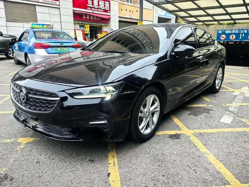 Buick Regal 20T Leading Version CN6, 2019 — фото 1