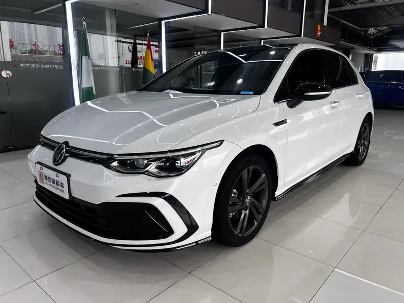 Volkswagen Golf, 2021