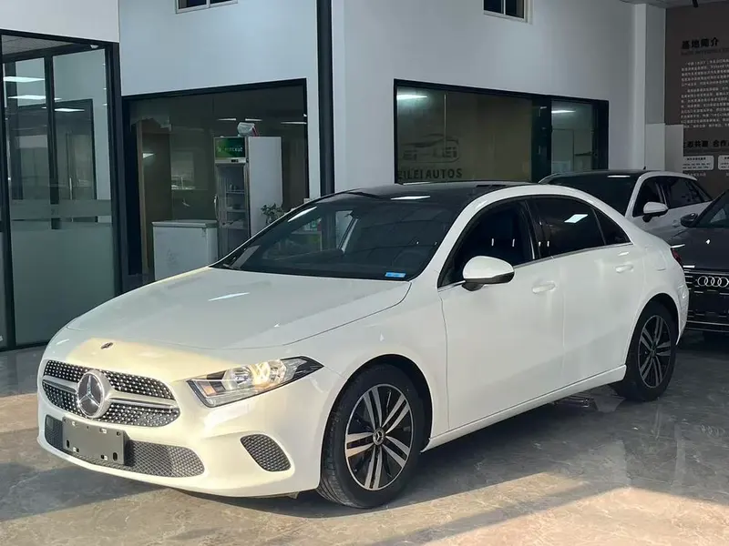 Mercedes-Benz A-Class A 180 L, 2022 — фото 1
