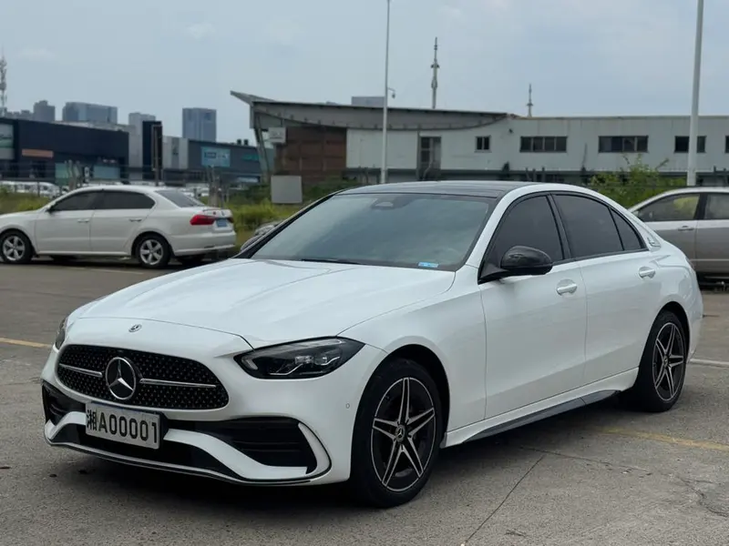Mercedes-Benz C-Class, 2023