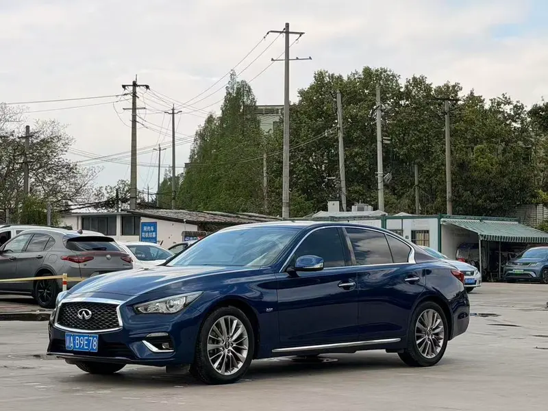 Infiniti Q50L, 2018