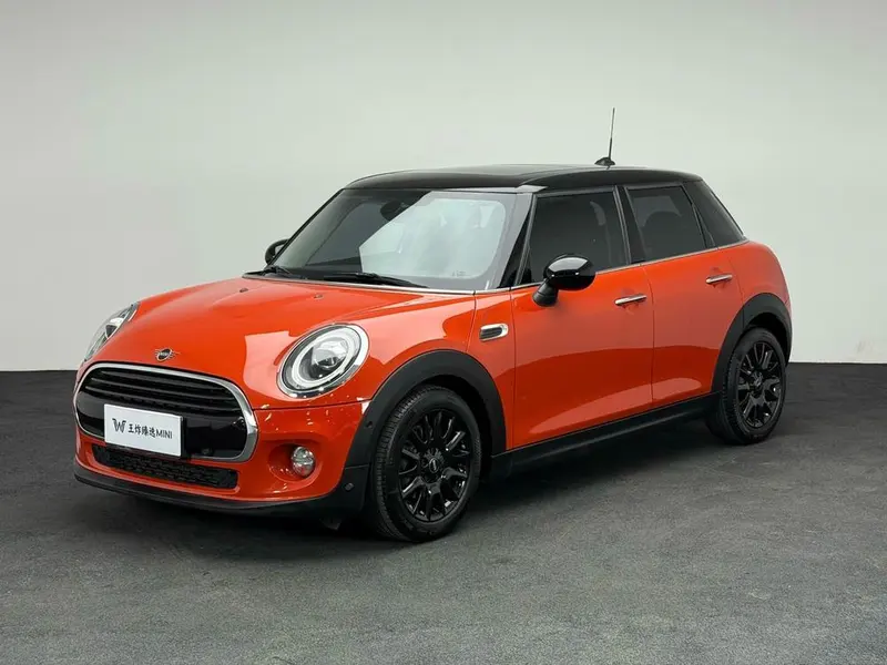 MINI MINI 1.5T COOPER Classic Edition, 2019 — фото 1