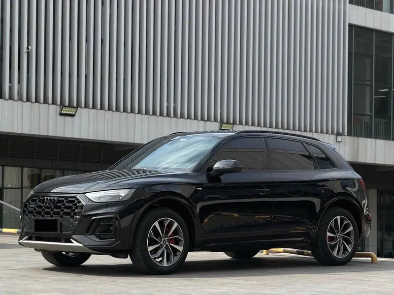 Audi Q5L, 2024