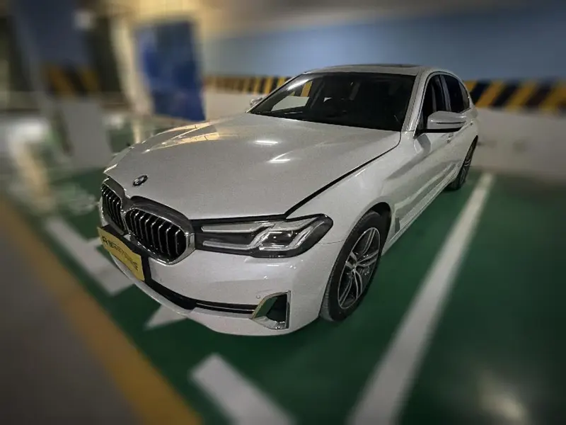 BMW 5-Series, 2023
