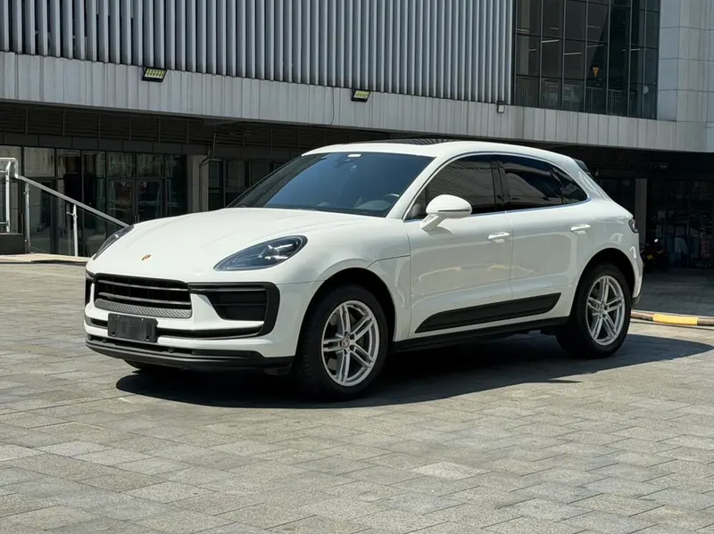 Porsche Macan, 2022