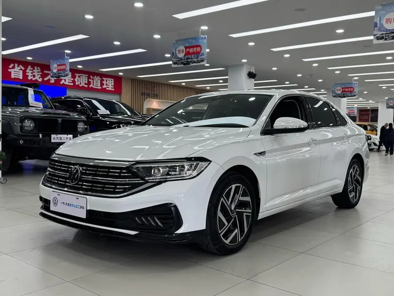 Volkswagen Sagitar, 2023
