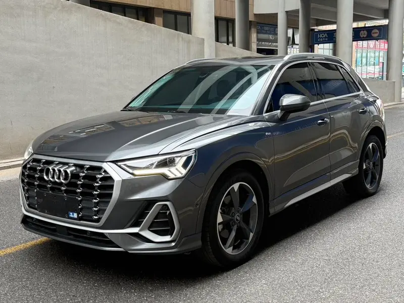 Audi Q3, 2022