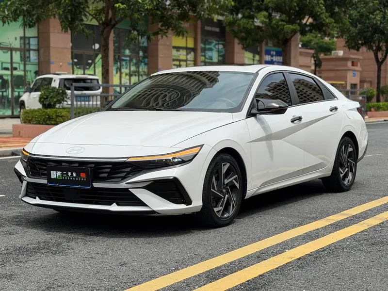 Hyundai Elantra, 2021