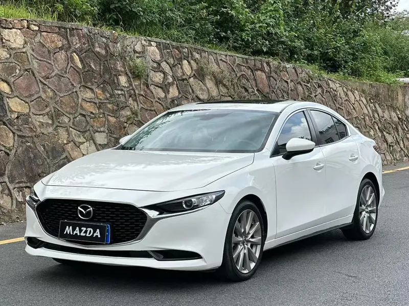 Mazda 3 Axela, 2021