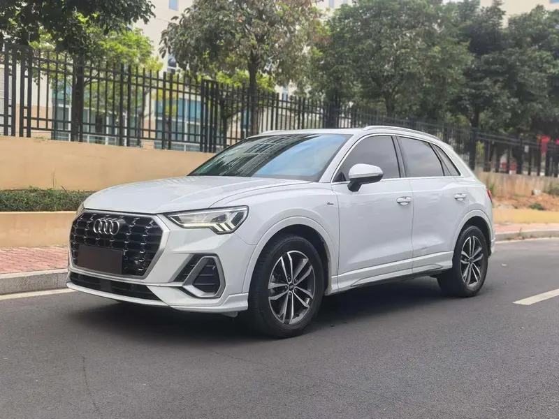Audi Q3, 2022