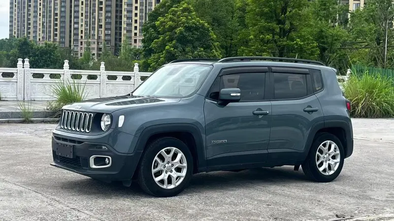 Jeep Renegade, 2016