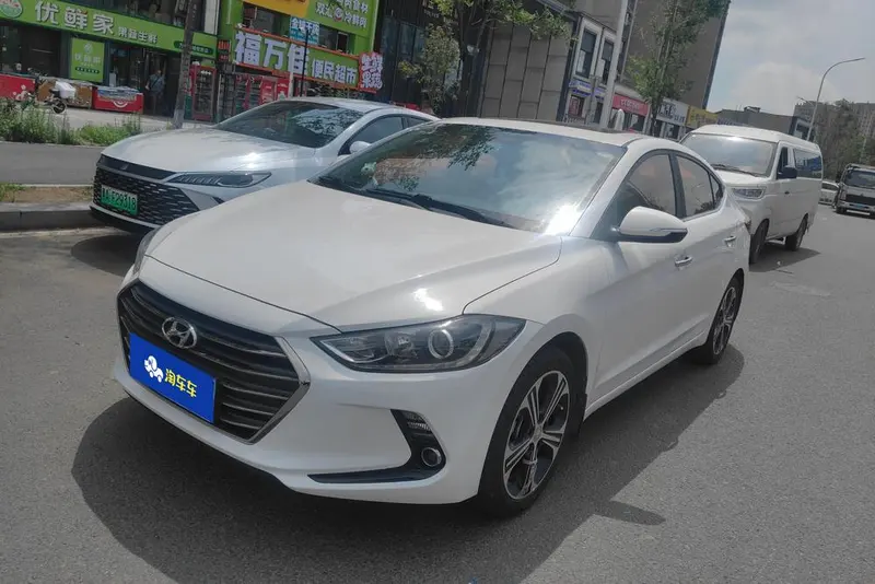Hyundai Elantra Lingdong, 2018
