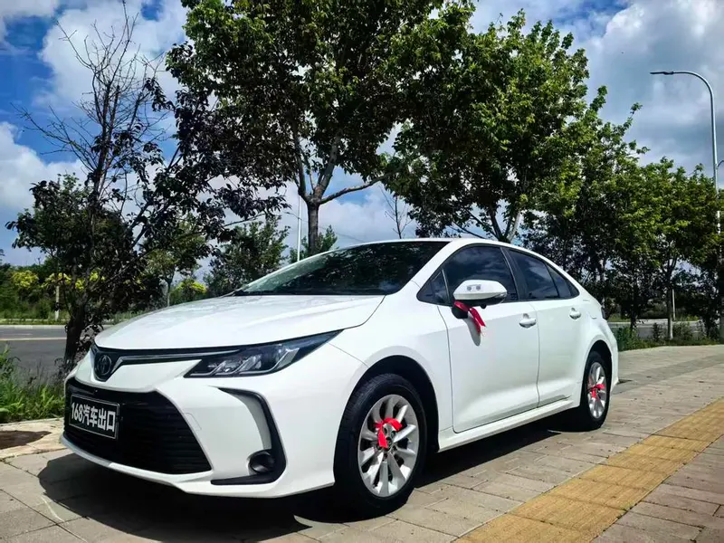 Toyota Corolla 1.2T S-CVT Elite PLUS Edition, 2021 — фото 1