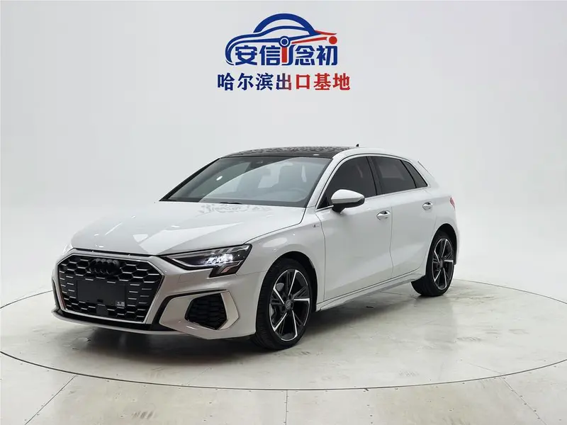 Audi A3 Sportback 35 TFSI Fashion Sport Version, 2022 — фото 1