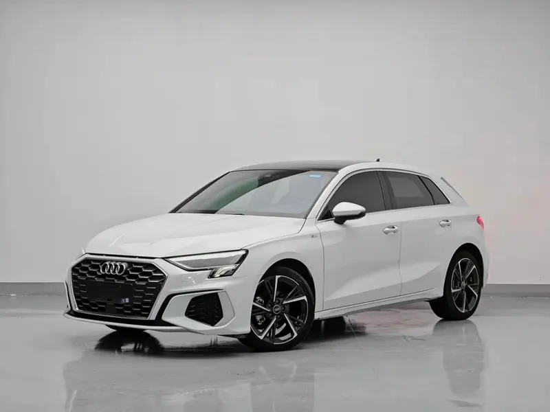Audi A3 Sportback 35 TFSI Fashion Sport Version, 2022 — фото 1
