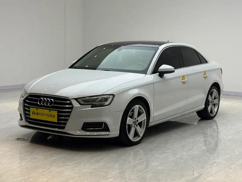 Audi A3 Limousine 35 TFSI Style Version CN6, 2019 — фото 1