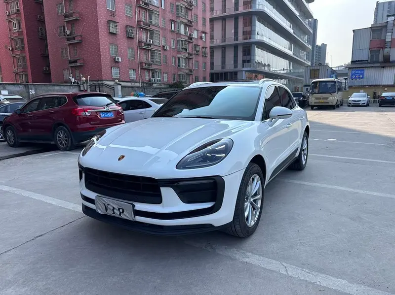 Porsche Macan, 2022