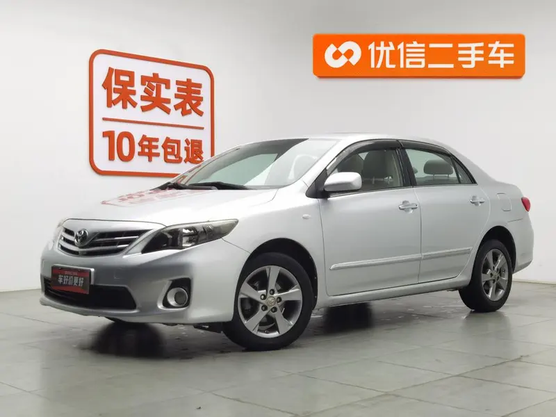 Toyota Corolla Edition 1.8L CVT Cool Edition GL-i, 2013 — фото 1
