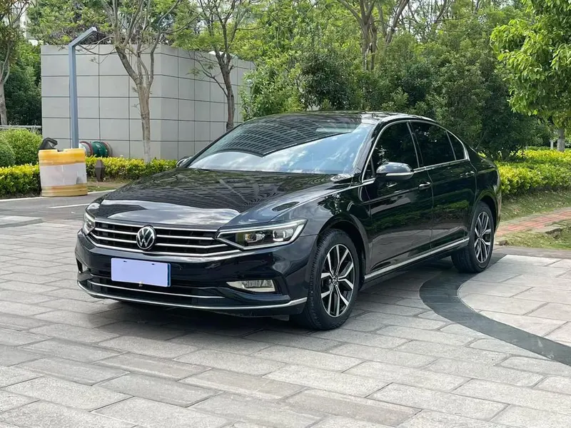 Volkswagen Magotan 330TSI DSG Luxury Version, 2020 — фото 1