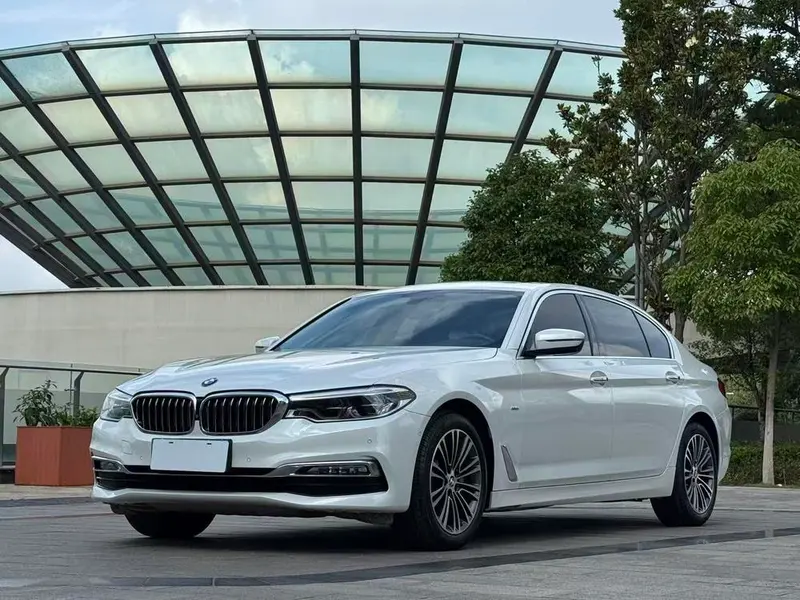 BMW 5-Series, 2018
