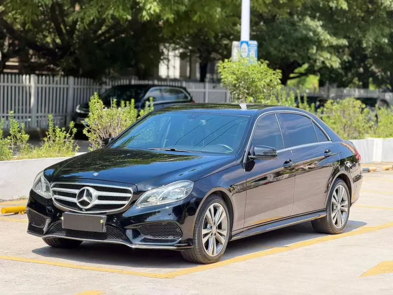 Mercedes-Benz E-Class, 2015