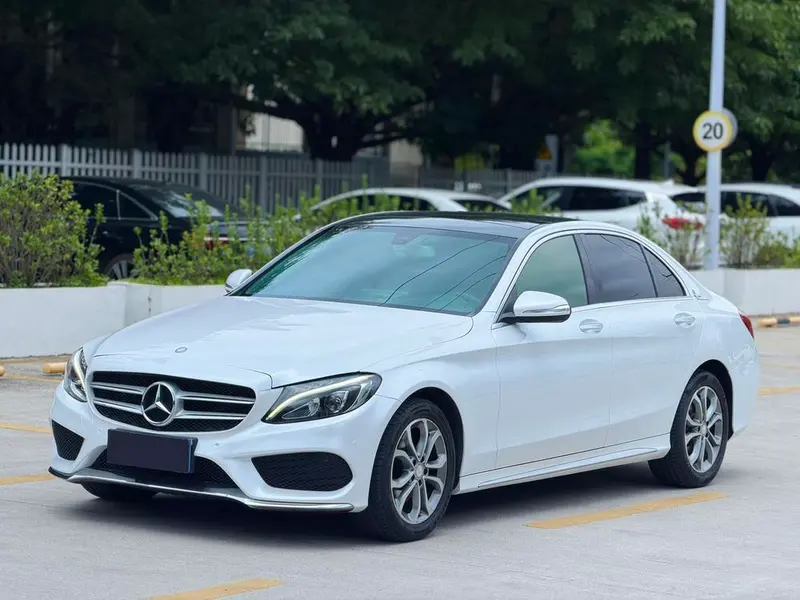 Mercedes-Benz C-Class, 2015