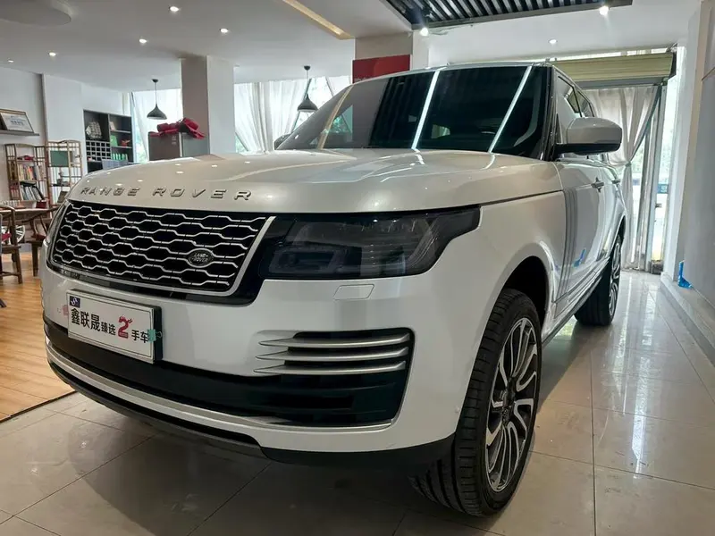 Land Rover Range Rover 3.0 V6 SC Vogue, 2014 — фото 1